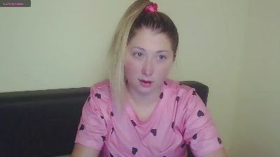 AngelaS_ Live Webcam on Cam4