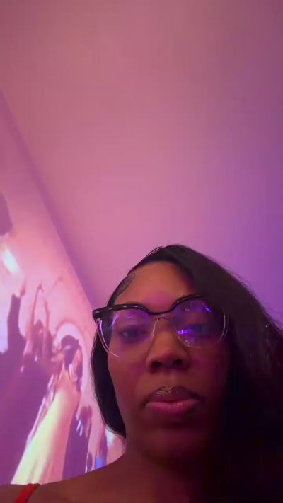 Angelbby57 live cam on Cam4