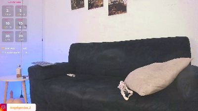 Angelgarcia_2 live cam on Cam4