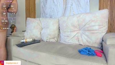 Angelgarcia_2 live cam on Cam4