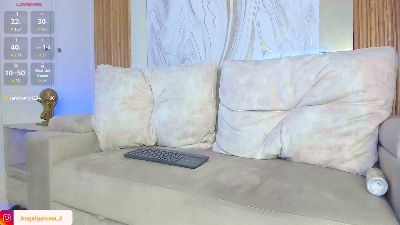 Angelgarcia_2 live cam on Cam4