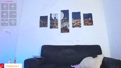 Angelgarcia_2 live cam on Cam4