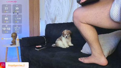 Angelgarcia_2 live cam on Cam4