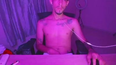 Angelhugedick23 live cam on Cam4