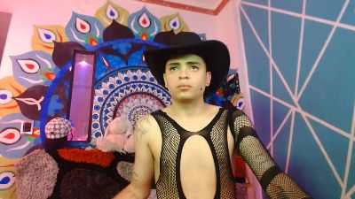 Angelic_oscar live cam on Cam4