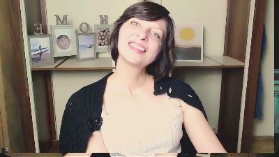 AngelinaLess_ live cam on Cam4