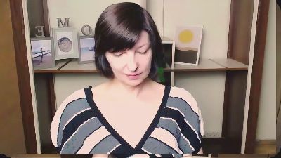 AngelinaLess_ live cam on Cam4