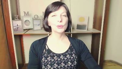 AngelinaLess_ live cam on Cam4