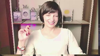 AngelinaLess_ live cam on Cam4