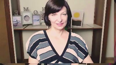 AngelinaLess_ live cam on Cam4