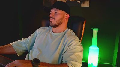 AngeloEric live cam on Cam4