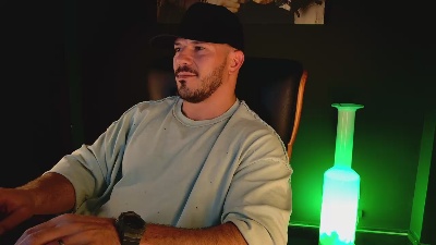 AngeloEric live cam on Cam4
