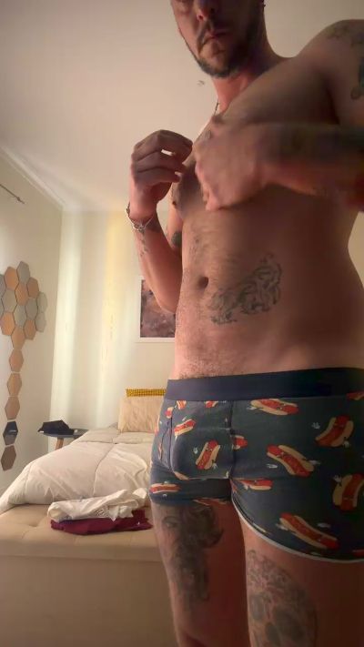 Angelo_viana live cam on Cam4