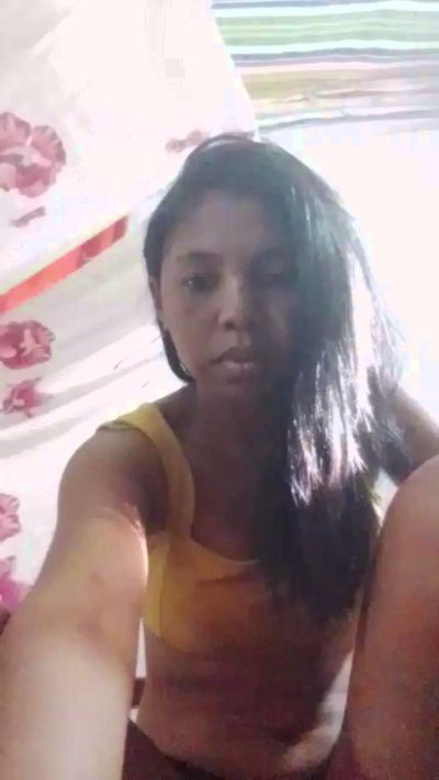 Anichahchouchou live cam on Cam4