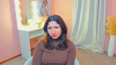 AnishaGuerin live female webcam from United States