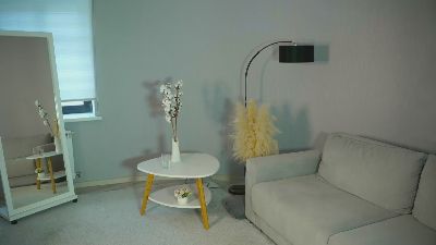 AnishaMoneaux live cam on Cam4