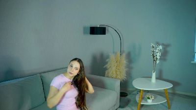 AnishaMoneaux live cam on Cam4