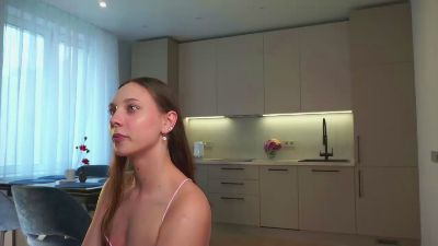AnishaMoneaux live cam on Cam4