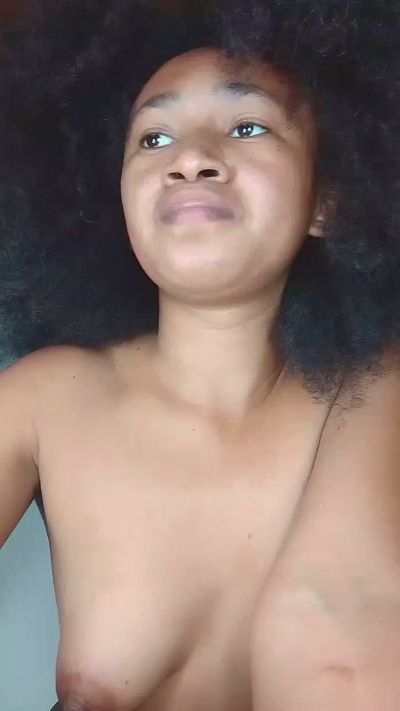 Anita28 live cam on Cam4