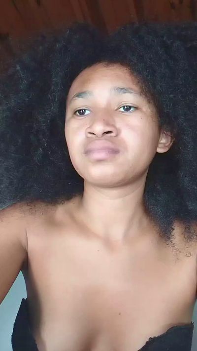 Anita28 live cam on Cam4
