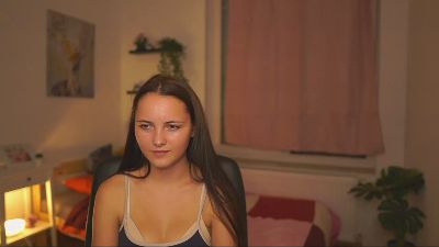 AnitaOcean18 live cam on Cam4