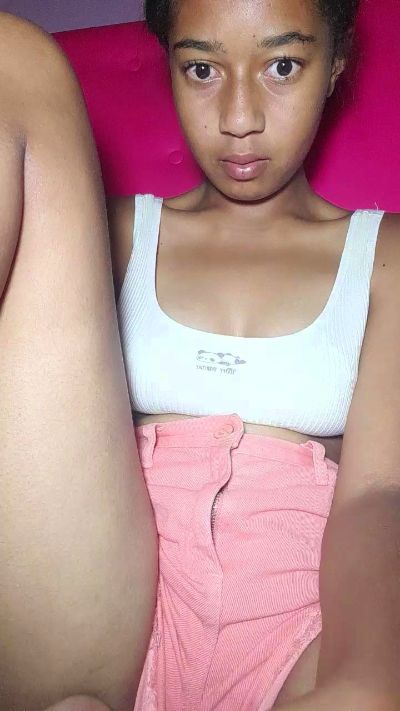 Anjara01 live cam on Cam4