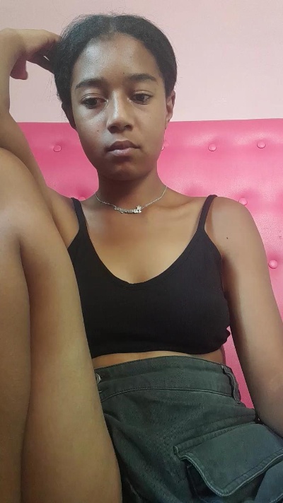 Anjara01 live cam on Cam4
