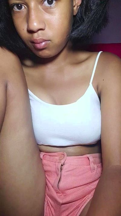 Anjara01 live cam on Cam4