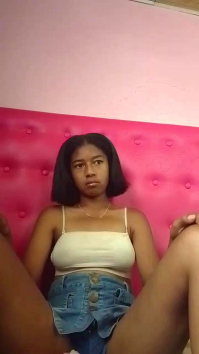 Anjara01 live cam on Cam4