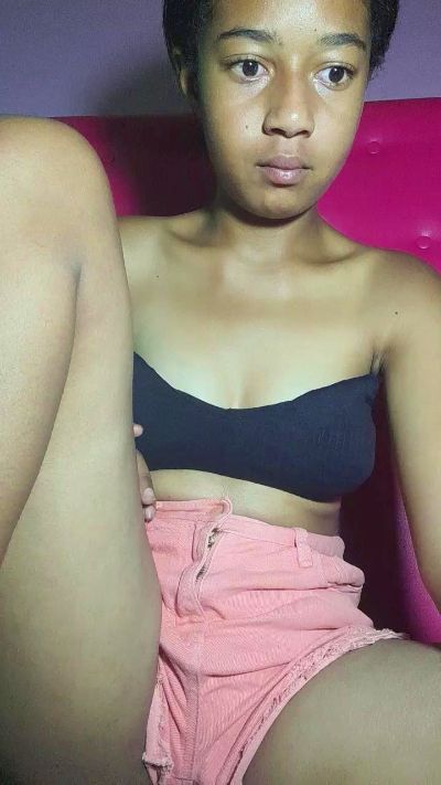 Anjara01 live cam on Cam4
