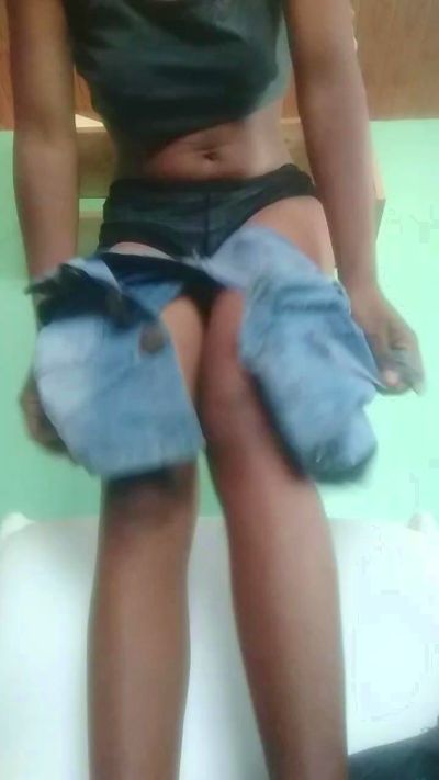Anjara01 live cam on Cam4