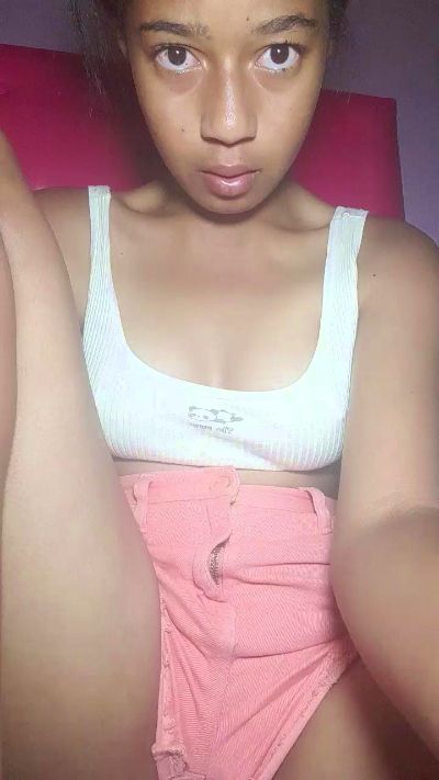 Anjara01 live cam on Cam4
