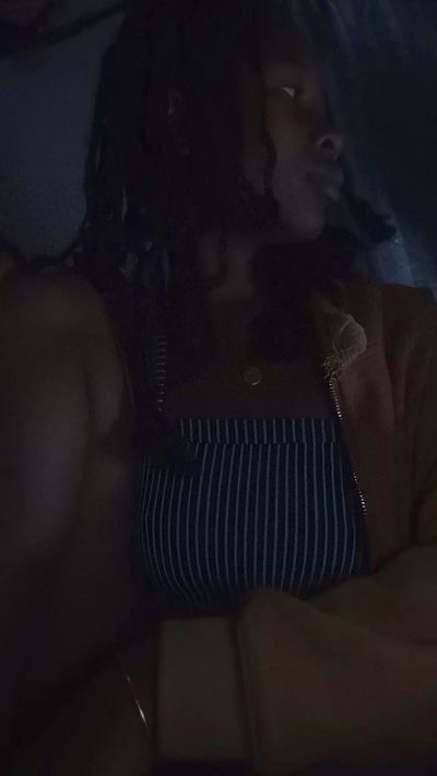 Anjara01 live cam on Cam4