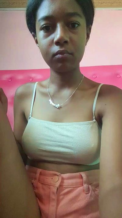 Anjara01 live cam on Cam4
