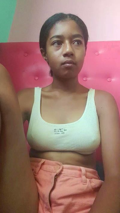 Anjara01 live cam on Cam4