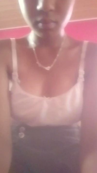 Anjara01 live cam on Cam4