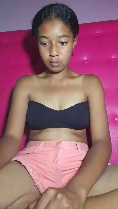 Anjara01 live cam on Cam4
