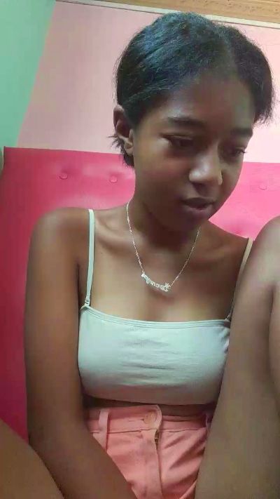 Anjara01 live cam on Cam4