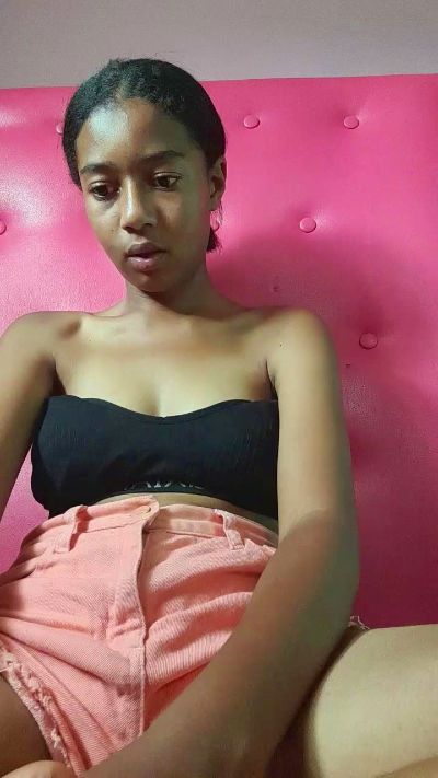 Anjara01 live cam on Cam4