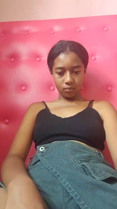 Anjara01 live cam on Cam4