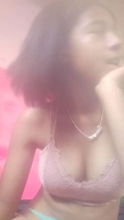 Anjara01 live cam on Cam4