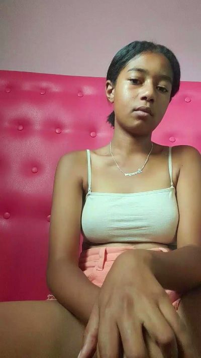 Anjara01 live cam on Cam4