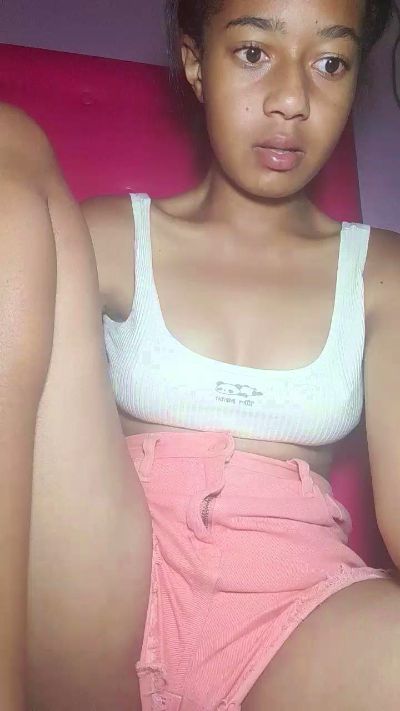 Anjara01 live cam on Cam4