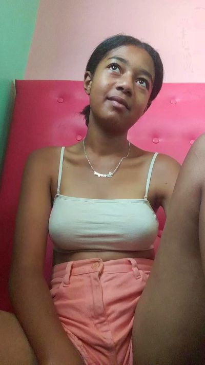 Anjara01 live cam on Cam4