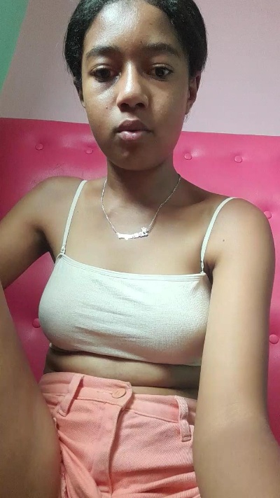 Anjara01 live cam on Cam4
