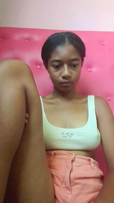 Anjara01 live cam on Cam4