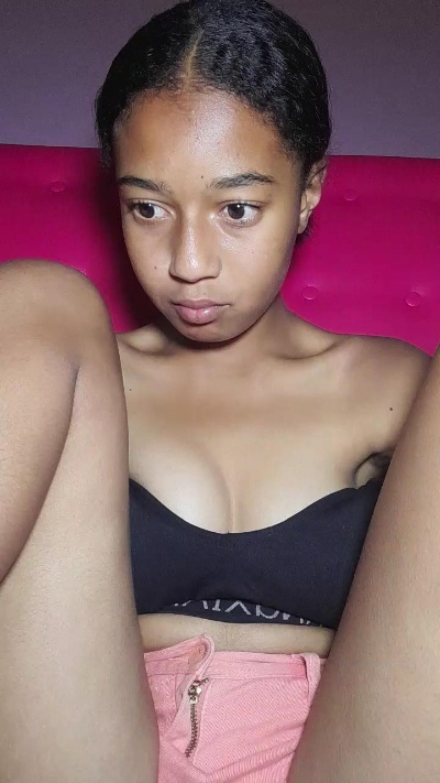 Anjara01 live cam on Cam4