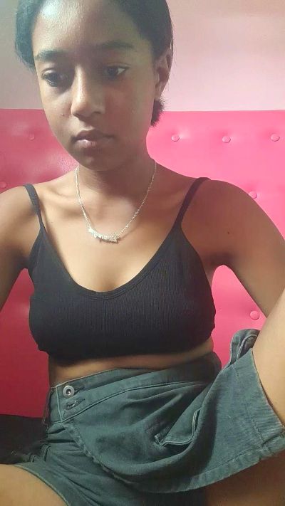 Anjara01 live cam on Cam4