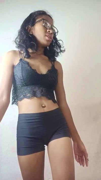 AnjelyG live cam on Cam4