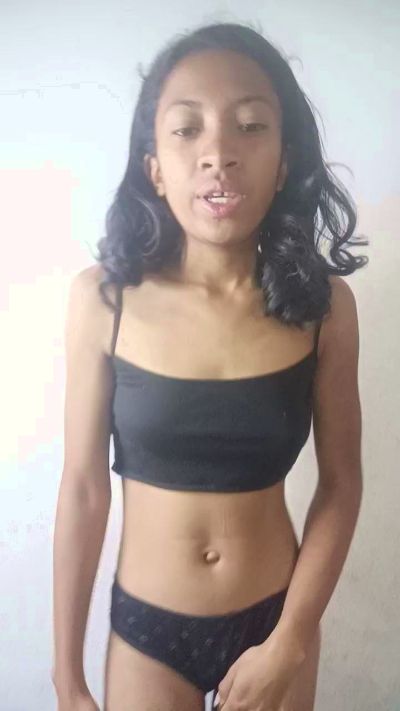 AnjelyG live cam on Cam4